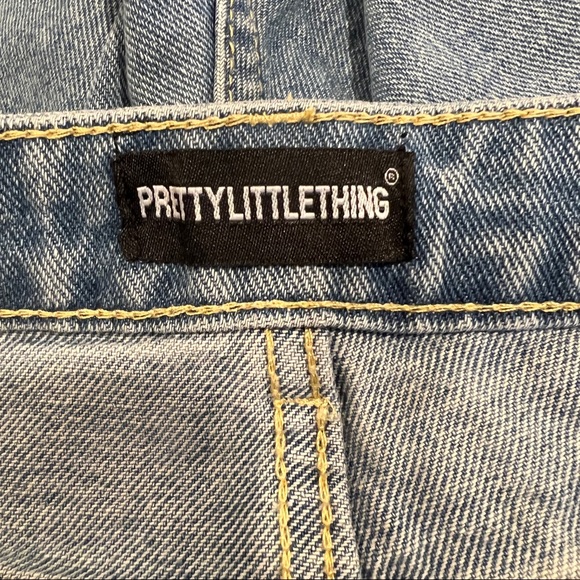 PrettyLittleThing Vintage Wash Distressed Denim Mom Shorts (12) - Picture 10 of 13